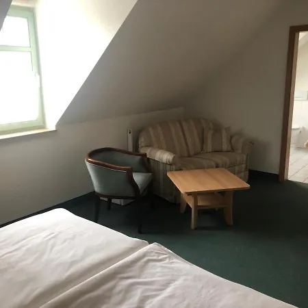 Zur Linde Casa de hóspedes *